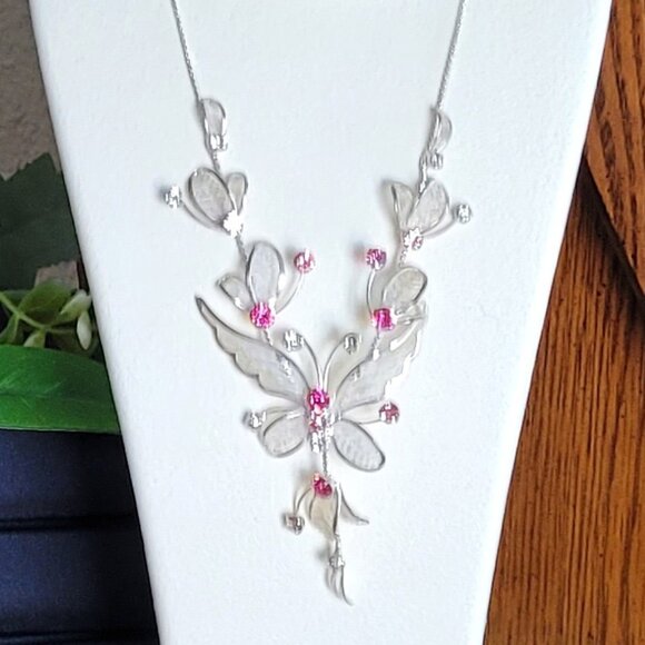 Butterfly Necklace - Picture 2 of 2
